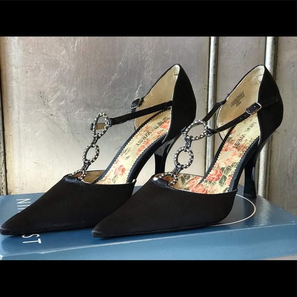 Nine West Black Satin Heels - Picture 1 of 3